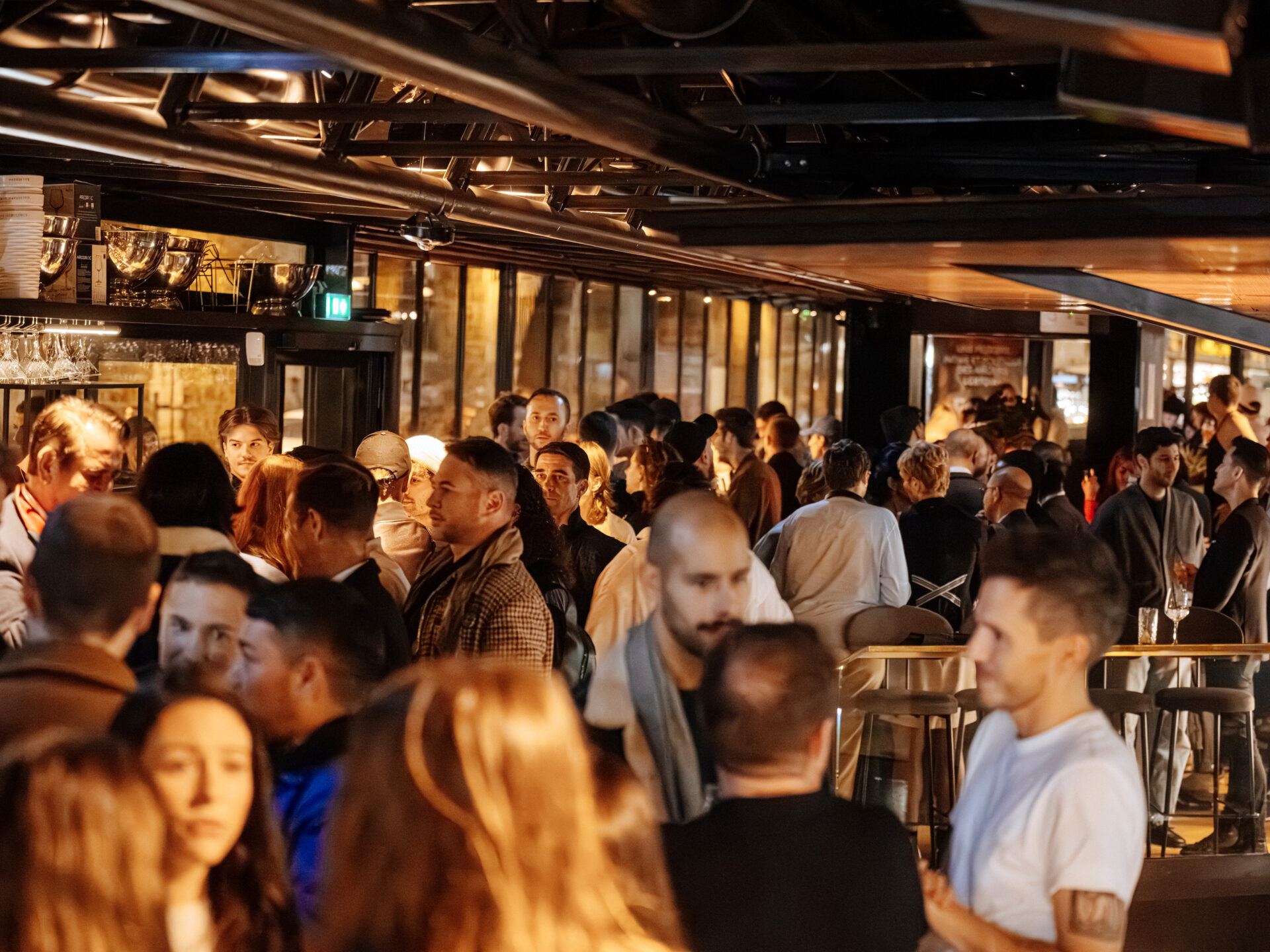 Soirée privée au Son de la Terre, dans le centre de Paris
